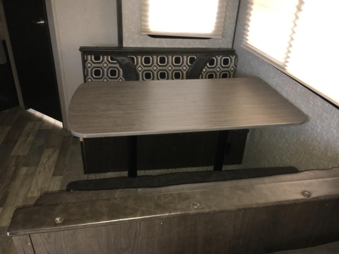 ./imagenes/INVOICE/2019/17127/CASA RODANTE CRUISER RV (37).JPG